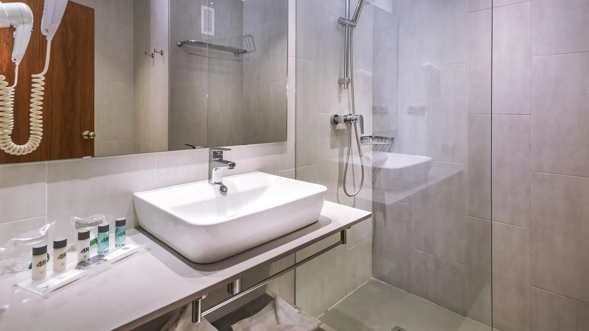 4R Salou Park Resort I